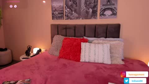 Olivia online show from September 25, 2025, 12:03 am