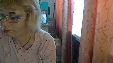 Snapshot of olivia_mia25 chatting on May 2, 2026, 8:41 am Olivia Mia online show from May 2, 2026, 8:41 am