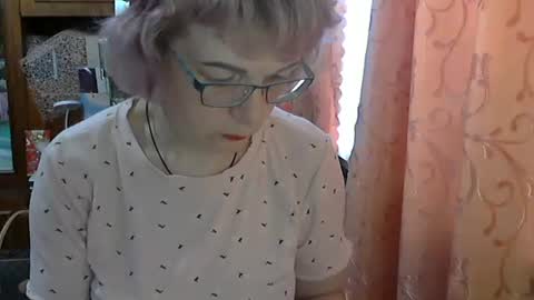 Snapshot of olivia_mia25 chatting on May 15, 2026, 11:17 am Olivia Mia online show from May 15, 2026, 11:17 am