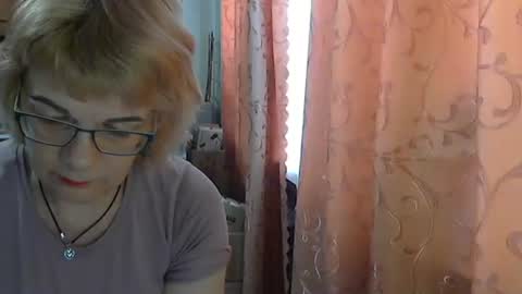 Snapshot of olivia_mia25 chatting on May 29, 2026, 8:12 am Olivia Mia online show from May 29, 2026, 8:12 am