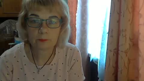 Snapshot of olivia_mia25 chatting on May 30, 2026, 8:33 am Olivia Mia online show from May 30, 2026, 8:33 am