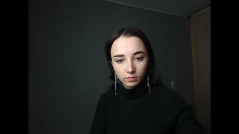 Olivia online show from February 17, 2025, 11:42 pm