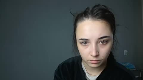 Olivia online show from November 12, 2025, 8:37 am