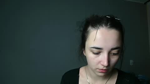 Olivia online show from December 5, 2025, 3:41 pm