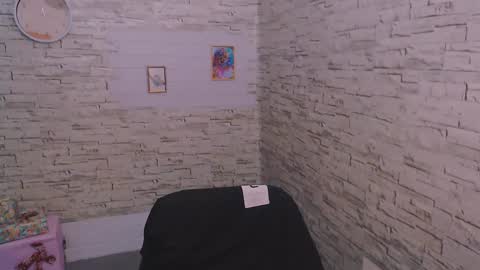 Olivia online show from December 14, 2024, 6:30 pm