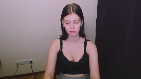 Olivia online show from January 10, 2025, 2:34 pm