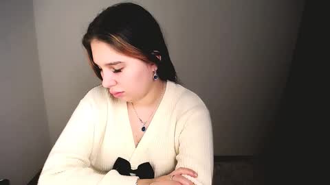 Snapshot of olivia_red_ chatting on February 5, 2026, 10:36 pm Olivia online show from February 5, 2026, 10:36 pm