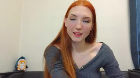  OLIVIA    online show from December 25, 2024, 9:54 pm