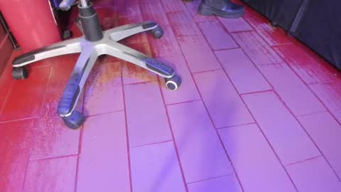   online show from March 12, 2025, 1:19 pm