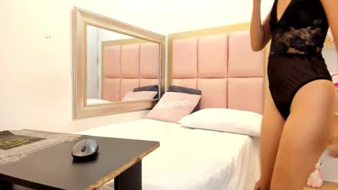 Olivia online show from February 8, 2025, 7:16 pm