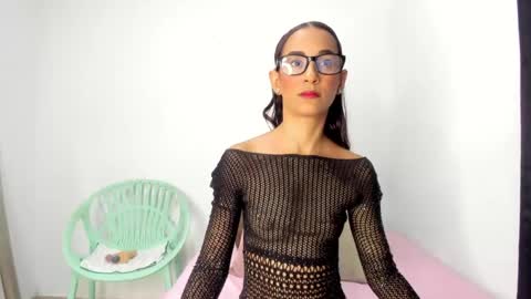 Snapshot of olivia_stevens_ chatting on May 17, 2026, 8:16 pm Olivia online show from May 17, 2026, 8:16 pm
