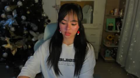 Olivia online show from November 30, 2025, 9:24 am