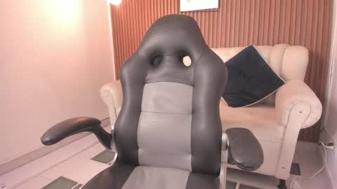 Snapshot of oliviaa_evans chatting on February 8, 2025, 6:22 pm Olivia Evangelista online show from February 8, 2025, 6:22 pm