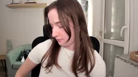 Snapshot of oliviaaa2003 chatting on March 9, 2025, 7:37 pm Oliwiaa2004 online show from March 9, 2025, 7:37 pm