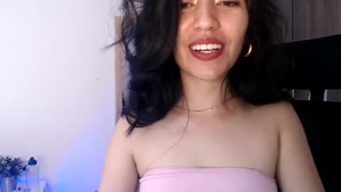 oliviaaa__ online show from December 28, 2024, 3:37 pm