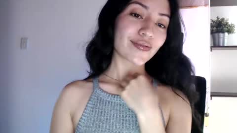 oliviaaa__ online show from October 17, 2025, 4:31 pm
