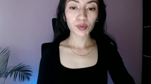 oliviaaa__ online show from April 2, 2026, 4:15 pm
