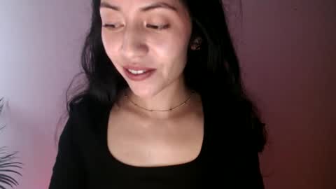 oliviaaa__ online show from May 29, 2026, 5:55 pm