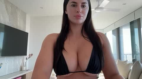 Olivia Brookes online show from October 2, 2025, 9:11 pm