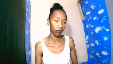 Snapshot of oliviah27 chatting on October 4, 2025, 11:41 am oliviah27 online show from October 4, 2025, 11:41 am