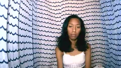 Snapshot of oliviah27 chatting on October 29, 2025, 11:01 am oliviah27 online show from October 29, 2025, 11:01 am