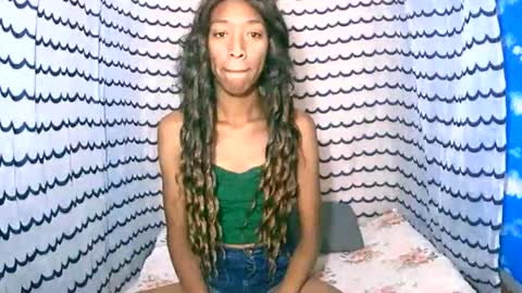 Snapshot of oliviah27 chatting on November 2, 2025, 9:11 am oliviah27 online show from November 2, 2025, 9:11 am