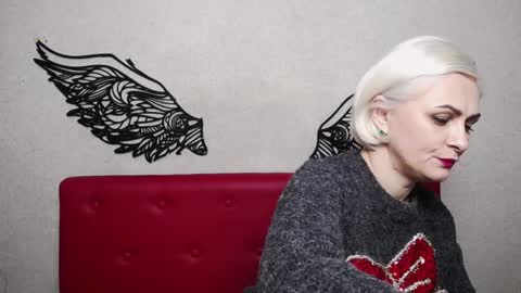 Snapshot of oliviahorst chatting on February 9, 2025, 9:47 am OliviaHorst online show from February 9, 2025, 9:47 am