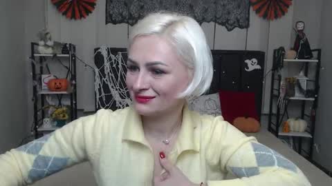 Snapshot of oliviahorst chatting on November 1, 2025, 6:21 pm OliviaHorst online show from November 1, 2025, 6:21 pm