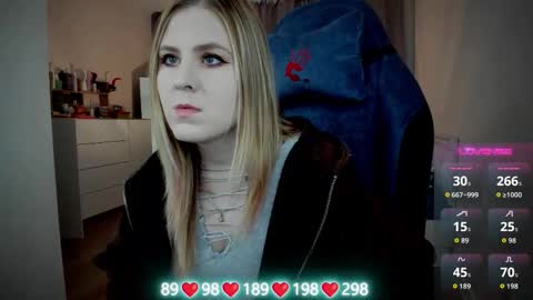 . online show from September 24, 2025, 5:33 am