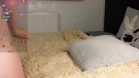 Olivia online show from October 22, 2025, 10:09 pm