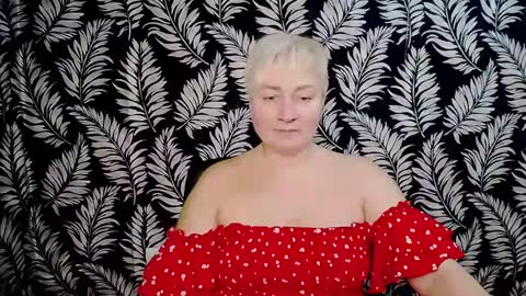 Snapshot of oliviaoskar_ chatting on December 19, 2024, 12:23 pm Kelly online show from December 19, 2024, 12:23 pm