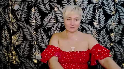 Snapshot of oliviaoskar_ chatting on December 27, 2024, 2:54 pm Kelly online show from December 27, 2024, 2:54 pm