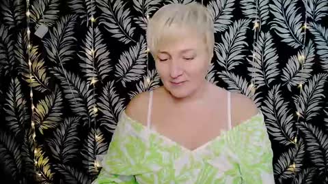 Snapshot of oliviaoskar_ chatting on January 4, 2025, 3:17 pm Kelly online show from January 4, 2025, 3:17 pm