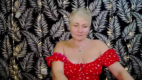 Snapshot of oliviaoskar_ chatting on January 11, 2025, 3:20 pm Kelly online show from January 11, 2025, 3:20 pm