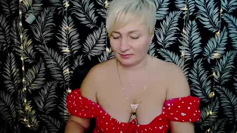 Snapshot of oliviaoskar_ chatting on January 19, 2025, 2:28 pm Kelly online show from January 19, 2025, 2:28 pm