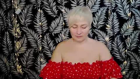 Snapshot of oliviaoskar_ chatting on January 27, 2025, 11:11 am Kelly online show from January 27, 2025, 11:11 am