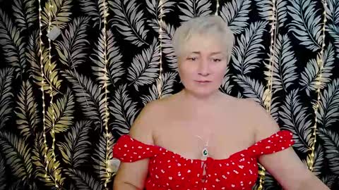 Snapshot of oliviaoskar_ chatting on February 7, 2025, 11:56 am Kelly online show from February 7, 2025, 11:56 am