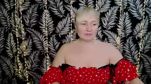 Snapshot of oliviaoskar_ chatting on March 9, 2025, 3:05 pm Kelly online show from March 9, 2025, 3:05 pm