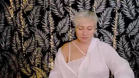 Snapshot of oliviaoskar_ chatting on September 14, 2025, 11:09 am Kelly online show from September 14, 2025, 11:09 am