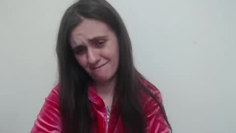 Snapshot of oliviasager chatting on December 18, 2024, 9:29 pm Mistress Olivia online show from December 18, 2024, 9:29 pm