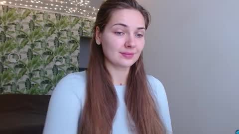 Olivia online show from October 24, 2025, 4:31 am