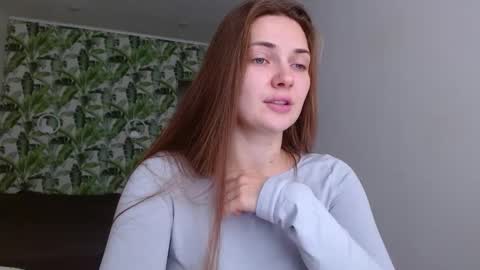 Olivia online show from November 9, 2025, 5:28 am