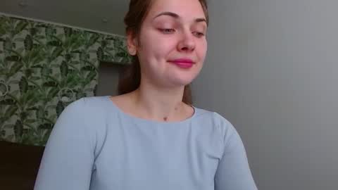 Olivia online show from November 15, 2025, 5:27 am