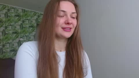 Olivia online show from April 17, 2026, 4:26 am