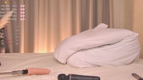 Olivia online show from January 8, 2025, 2:14 am