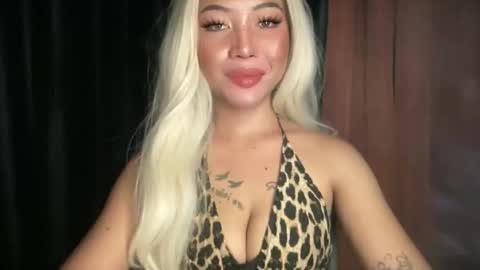 ZAINA online show from April 12, 2026, 6:57 pm