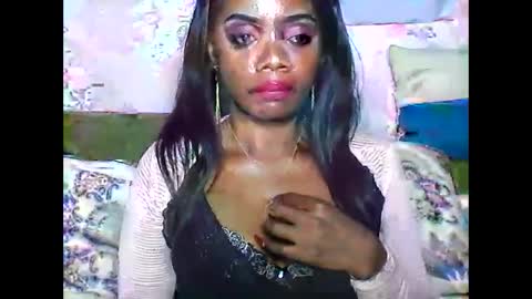 olivienne online show from November 13, 2025, 2:54 am