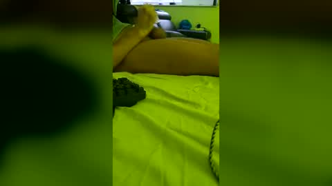 Snapshot of olivier_21 chatting on June 25, 2026, 7:18 pm olivier_21 online show from June 25, 2026, 7:18 pm