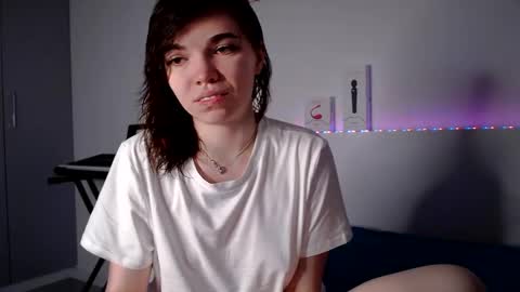 Snapshot of olivka_flower chatting on December 6, 2024, 5:11 pm Angelina Lina online show from December 6, 2024, 5:11 pm