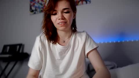 Snapshot of olivka_flower chatting on January 30, 2025, 6:54 pm Angelina Lina online show from January 30, 2025, 6:54 pm